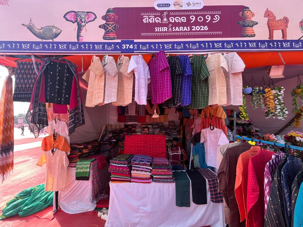 Handloom charm draws massive crowds as Sisir Saras fair crosses ₹3.5 crore turnover