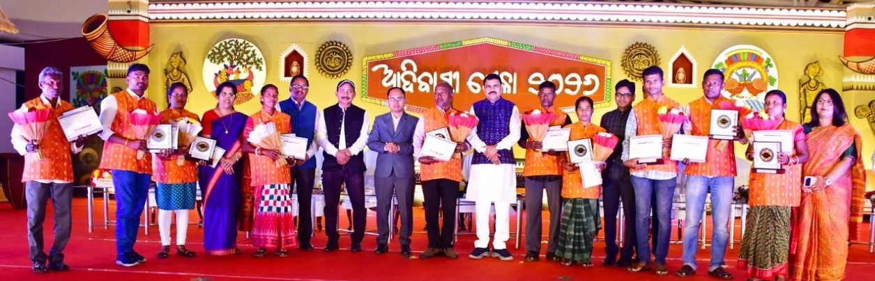 Adivasi Mela echoes ‘Vocal for Local’ as tribal business crosses ₹4.22 crore in Bhubaneswar