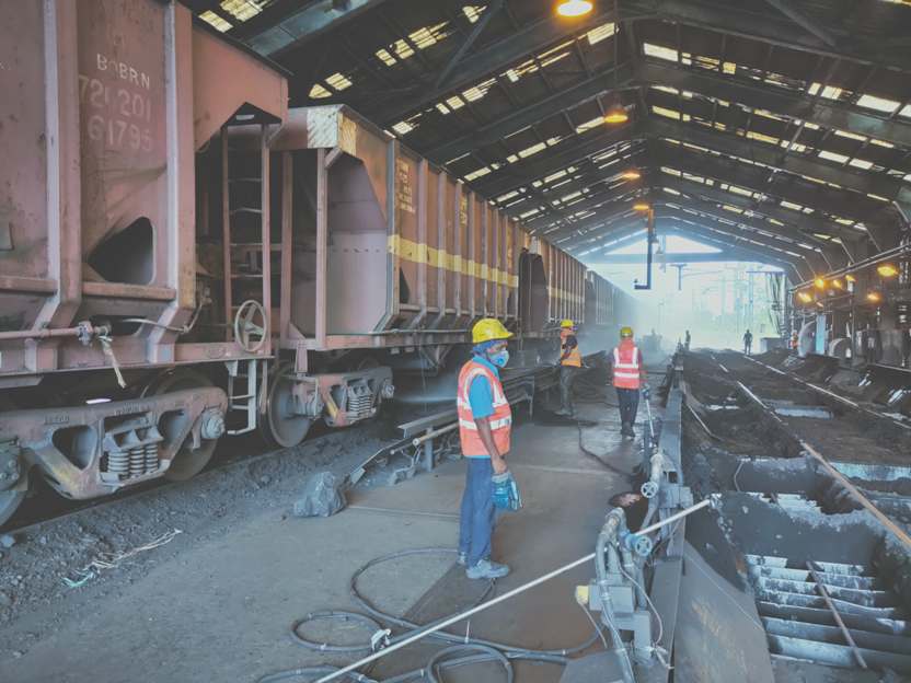 Paradip Port sets new benchmark with record thermal coal unloading in a single day