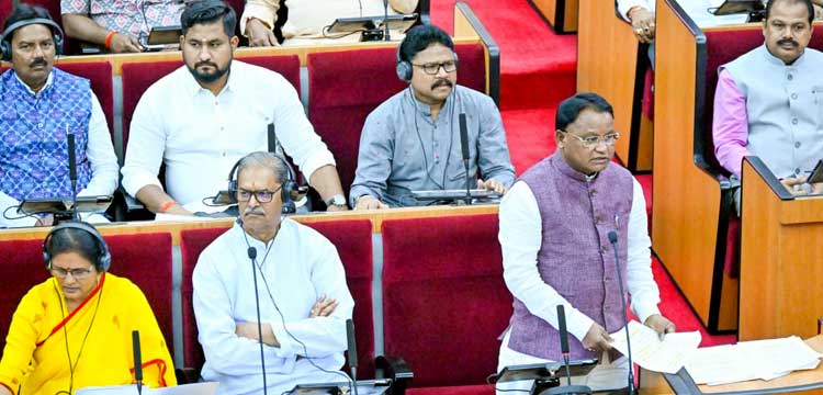 Odisha CM calls for holistic women empowerment, bats for greater political representation