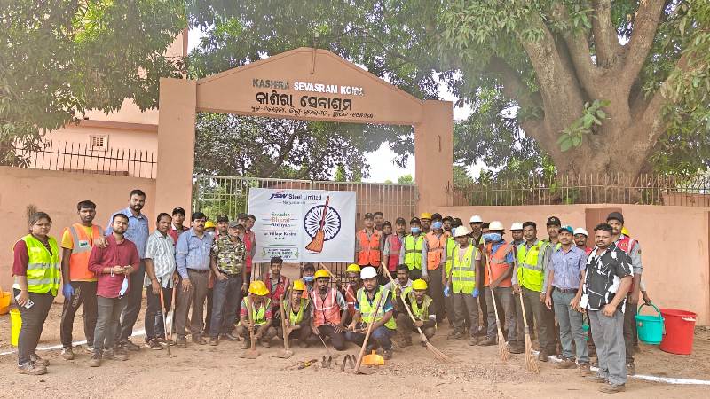 JSW Steel Odisha Mining Division leads mega cleanliness drive, revives key village road in Kasira