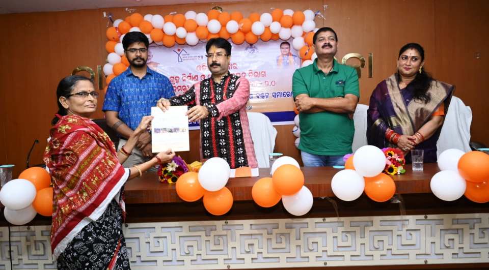Odisha steps up ‘Pucca Ghar’ Mission; 61 families receive PMAY-U 2.0 work orders in Baripada