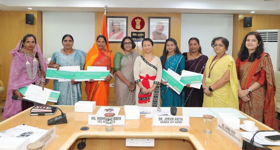 NITI Aayog, Reliance Foundation honour five women kirana entrepreneurs, spotlight rising role of women-led rural retail