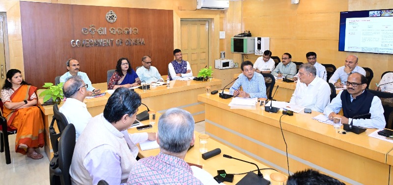 Odisha Chief Secretary stresses time-bound implementation of major industrial projects