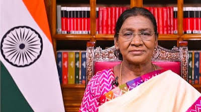 Teachers must embrace technology, foster independent thinking: President Murmu