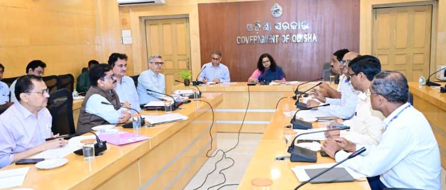Odisha pushes time-bound plan to expand mobile, broadband connectivity