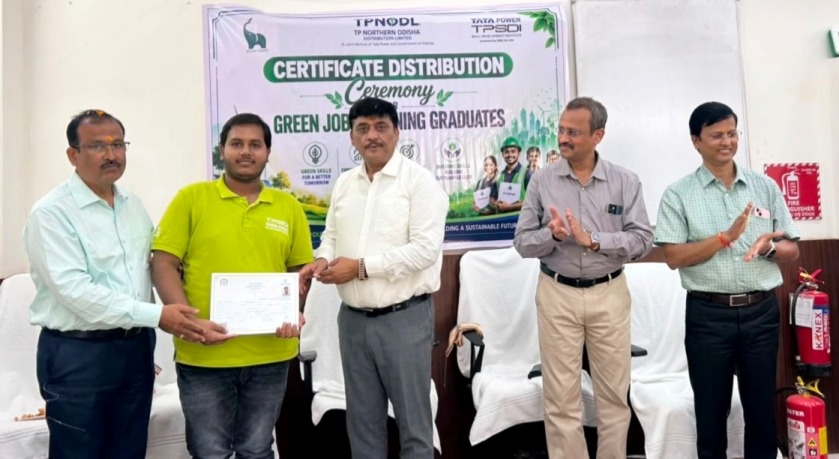 TPNODL empowers 120 rural youth with green skills, opens doors to solar energy jobs
